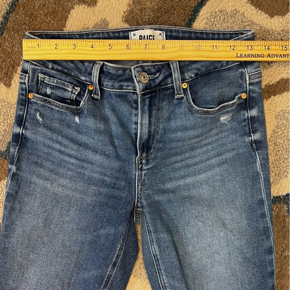 Paige Shelby Adelyn Distressed Jeans Size 27‎